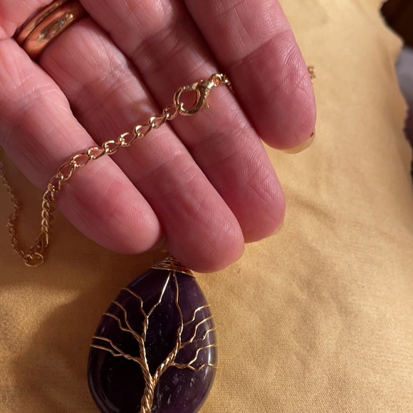 NEW Purple Agate Stone 1 1/4 inches wrapped in Gold - Picture 4 of 4
